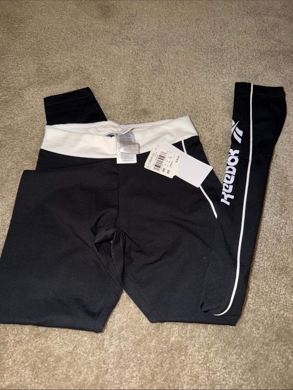 New Reebok Black and White Kids' Performance Leggings Sz Xs.